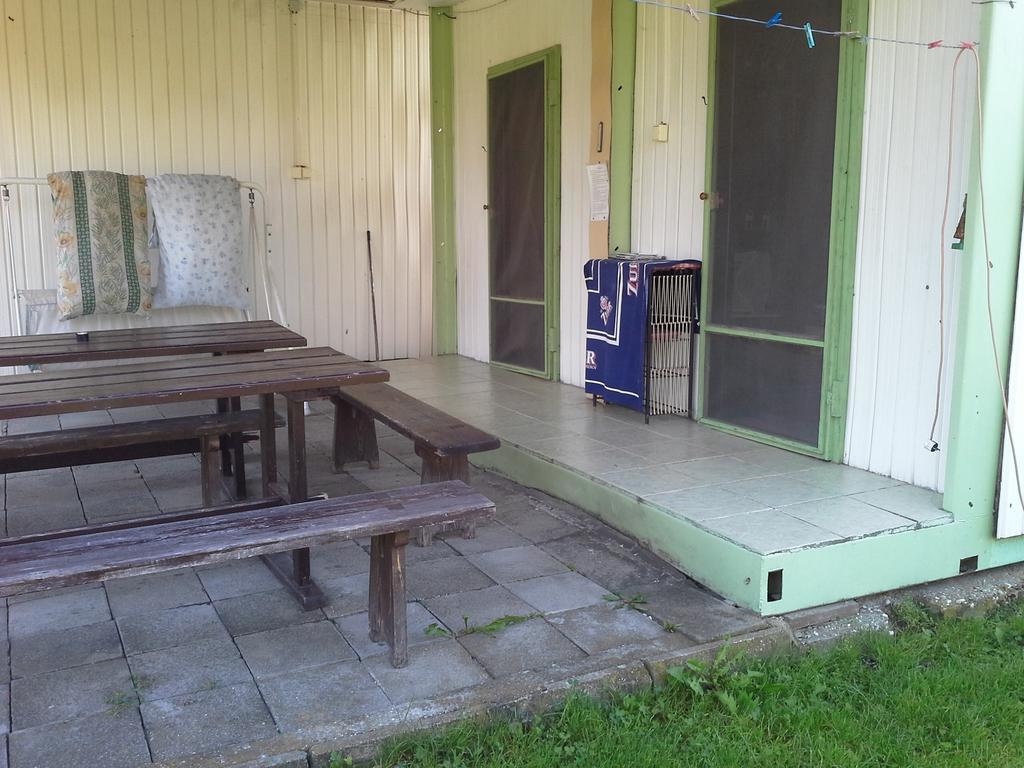 Utulny Privat Appartement Veľký Meder Buitenkant foto