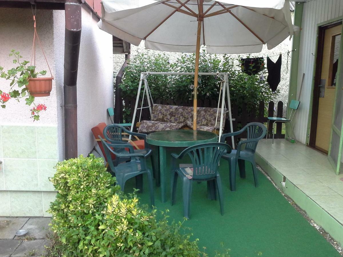 Utulny Privat Appartement Veľký Meder Buitenkant foto
